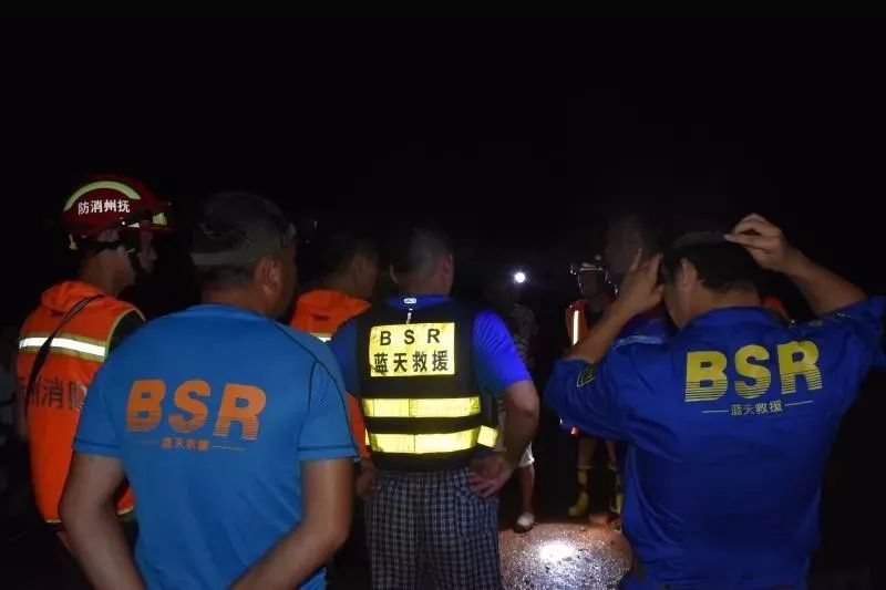  多特防线漏洞百出遭诟病  